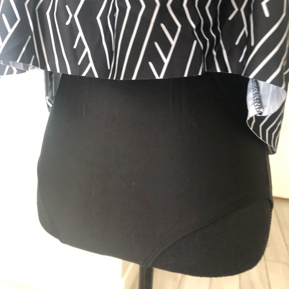 VINTAGE RUFFLE HIGH LEG OFF SHOULDER SWIMSUIT 👙 - Picture 5 of 7